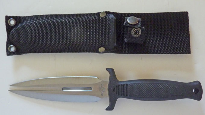 Wasp Dagger With Boot/belt Clip style sheath